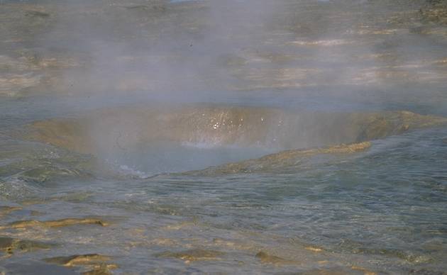 Erupting Strokkur 7