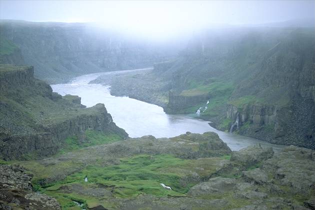 Hafragilsundirlendi covered by fog