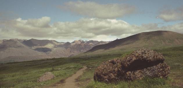 Trail trough Skaftafell