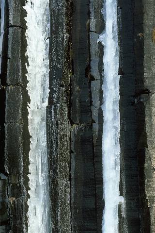 Eissulen am Svartifoss